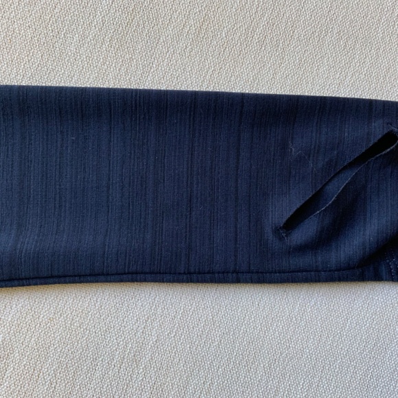 ATHLETA HALF ZIP LONG SLEEVE NAVY TOP $25 - Picture 5 of 6